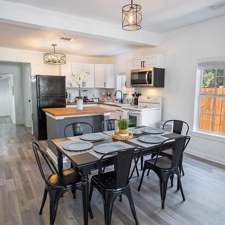 Charming 4Br2Ba Only 5 Mins Downtown Riverwalk San Antonio Exteriör bild